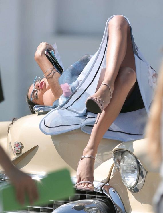 Adriana-Lima -Vogue-Eye-Wear-Line-Shoot
